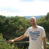 Avatar of user named "farkinca74"