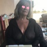 Avatar of user named "mommiesbest"