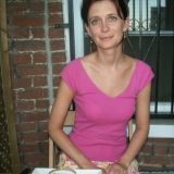 Avatar of user named "jenlovesdoves"