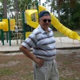 Avatar of user named "longtrail60"